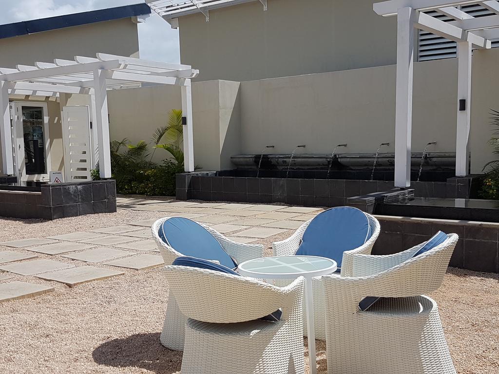 Azuri Apartment With Beach, Pools, Gym, Golf, Shops, Restaurants, Spa, Boat Activities, Tennis &Paddle Court, Kids Corner 罗驰诺尔 外观 照片